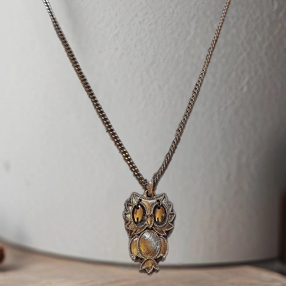 Elegant Owl Pendant Necklace